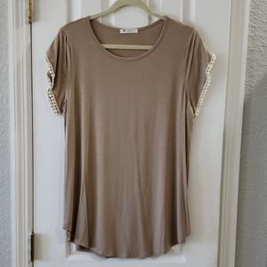 BOMBOM BOUTIQUE WOMEN'S TEE
